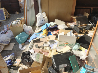 ゴミ屋敷片付け